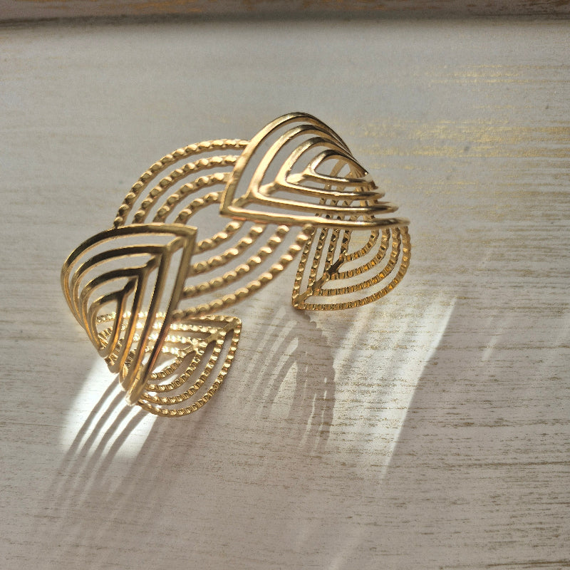 Armschmuck Sura