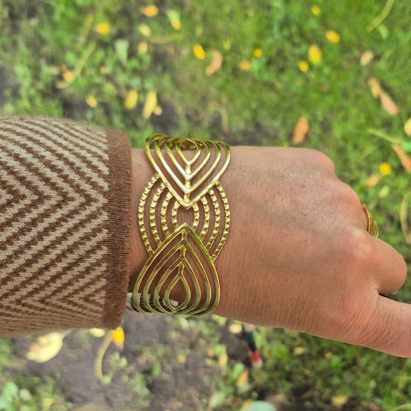 Armschmuck Sura