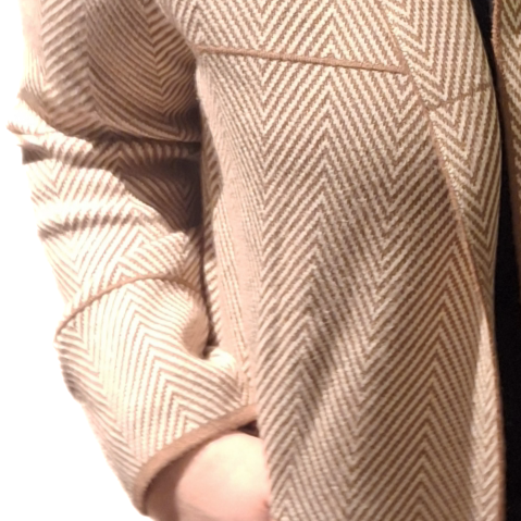 Exklusive Strickjacke - in 2verschiedenen Farben