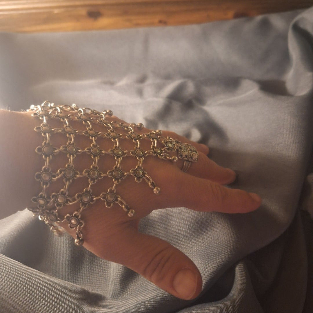 Handkette Shahmeran