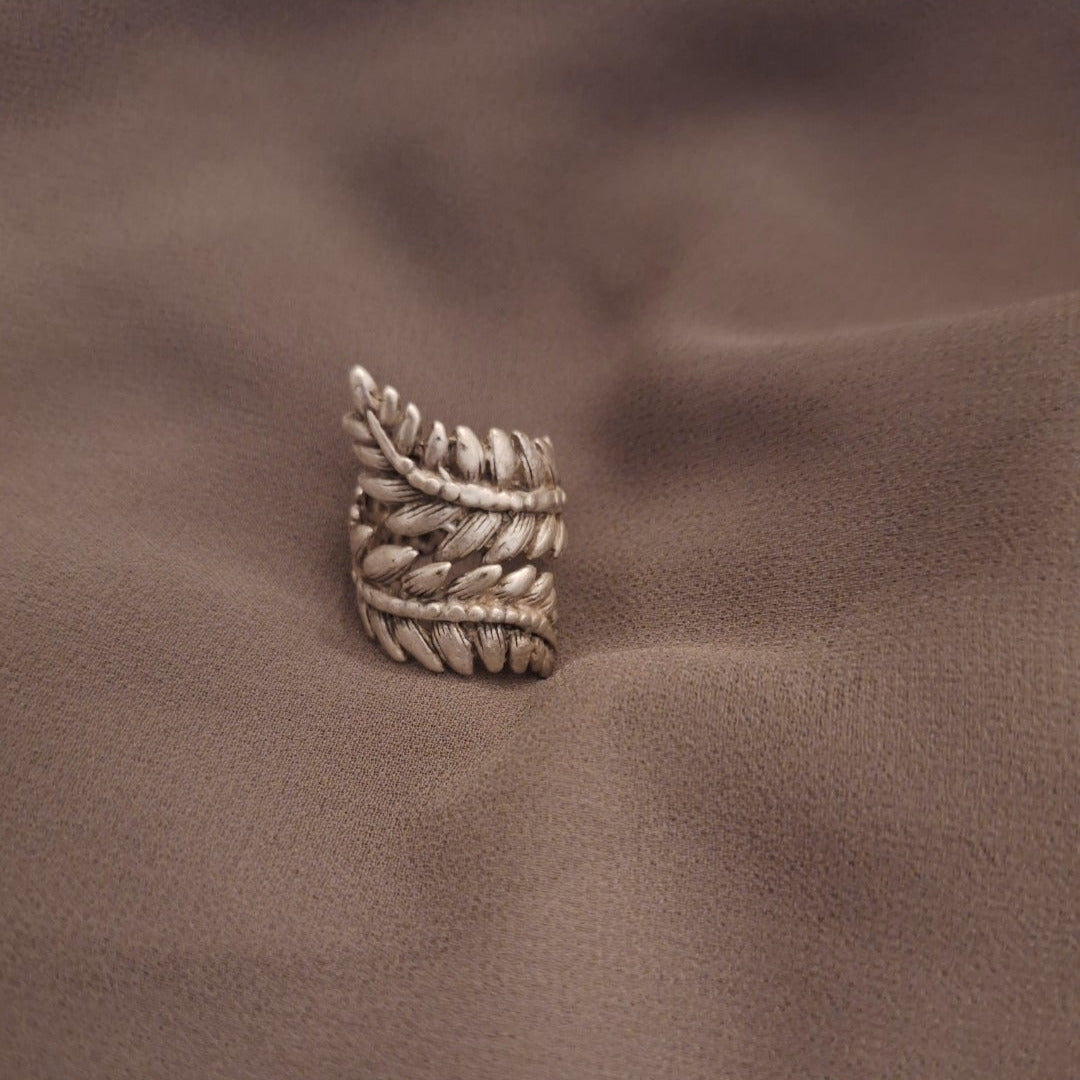 Ring Jale – Ein Kunstwerk für deine Finger